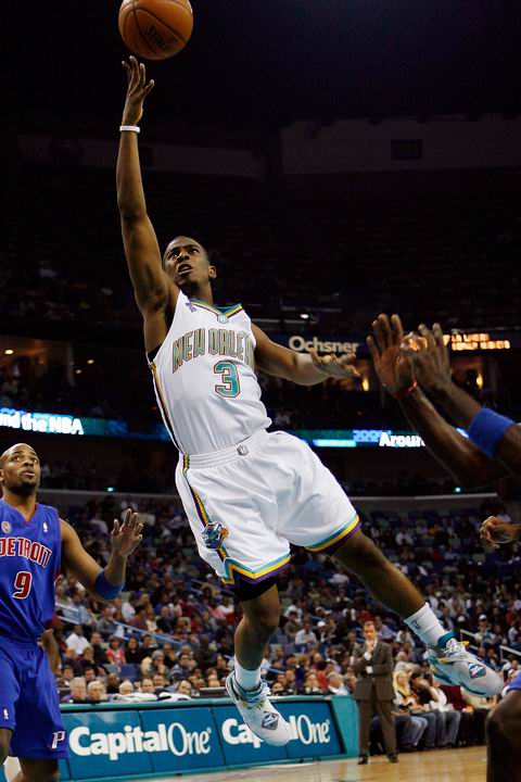 日本队凭借 日本队凭借