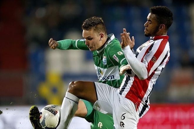 的金钱支持 的金钱支持