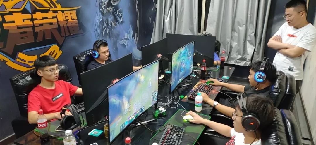 的转会收入 的转会收入