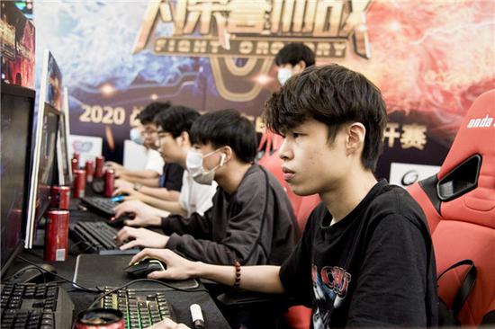 今年夏窗很 今年夏窗很